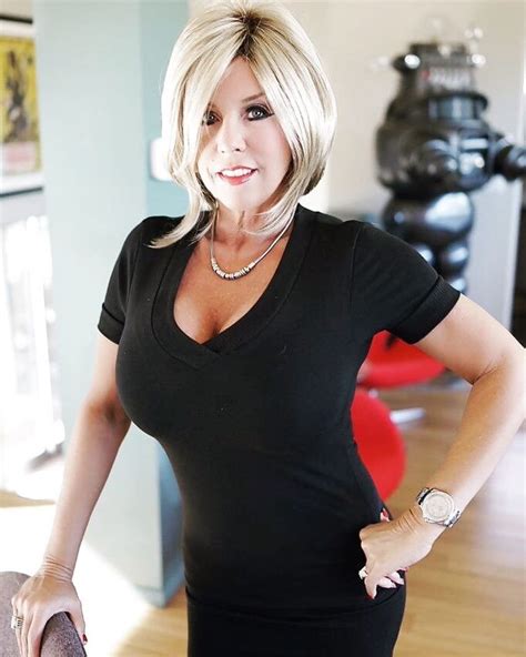 Rich Busty Milf .